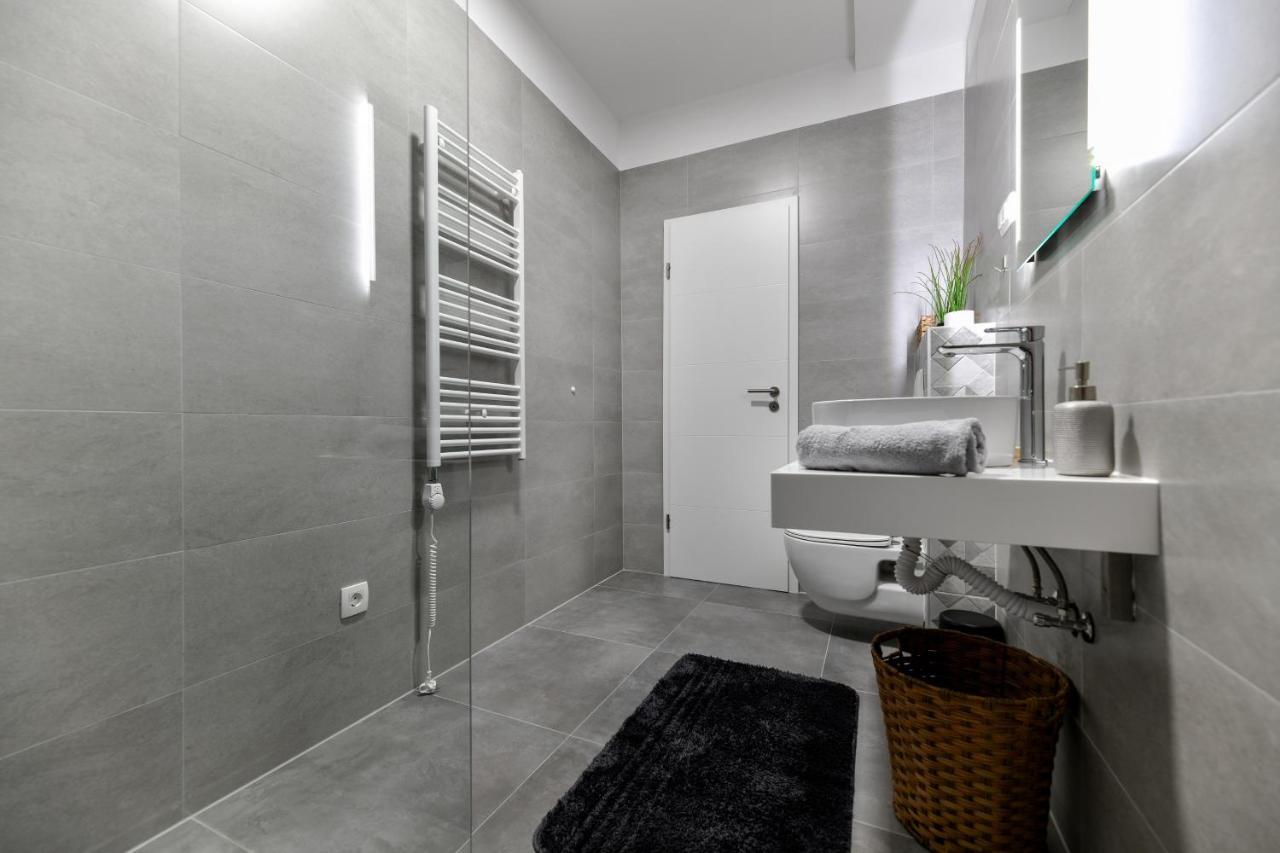 Luxe Apartments 자다르 외부 사진